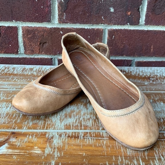 Frye Carson Leather Ballet Flats - Picture 2 of 10